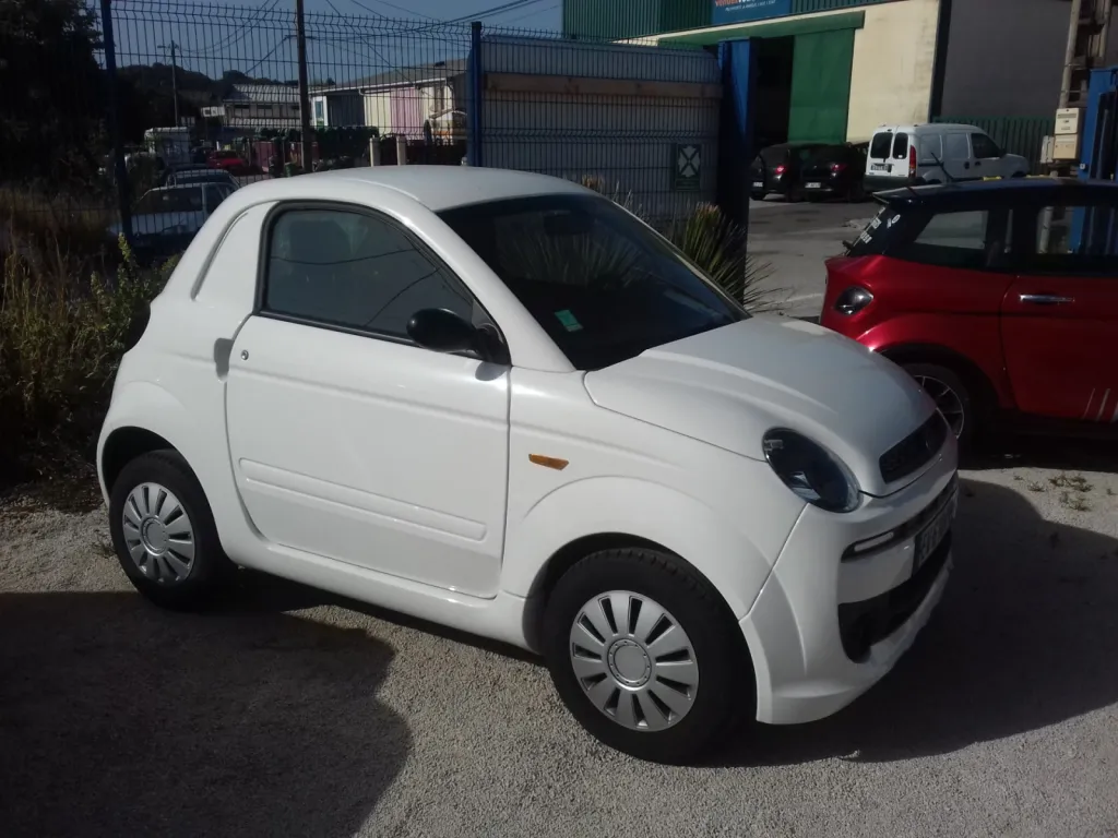 Vente voiture sans permis d'occasion a TOULON dans le Var 83