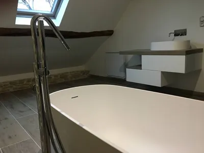 conception de salle de bain avec baignoire lyon