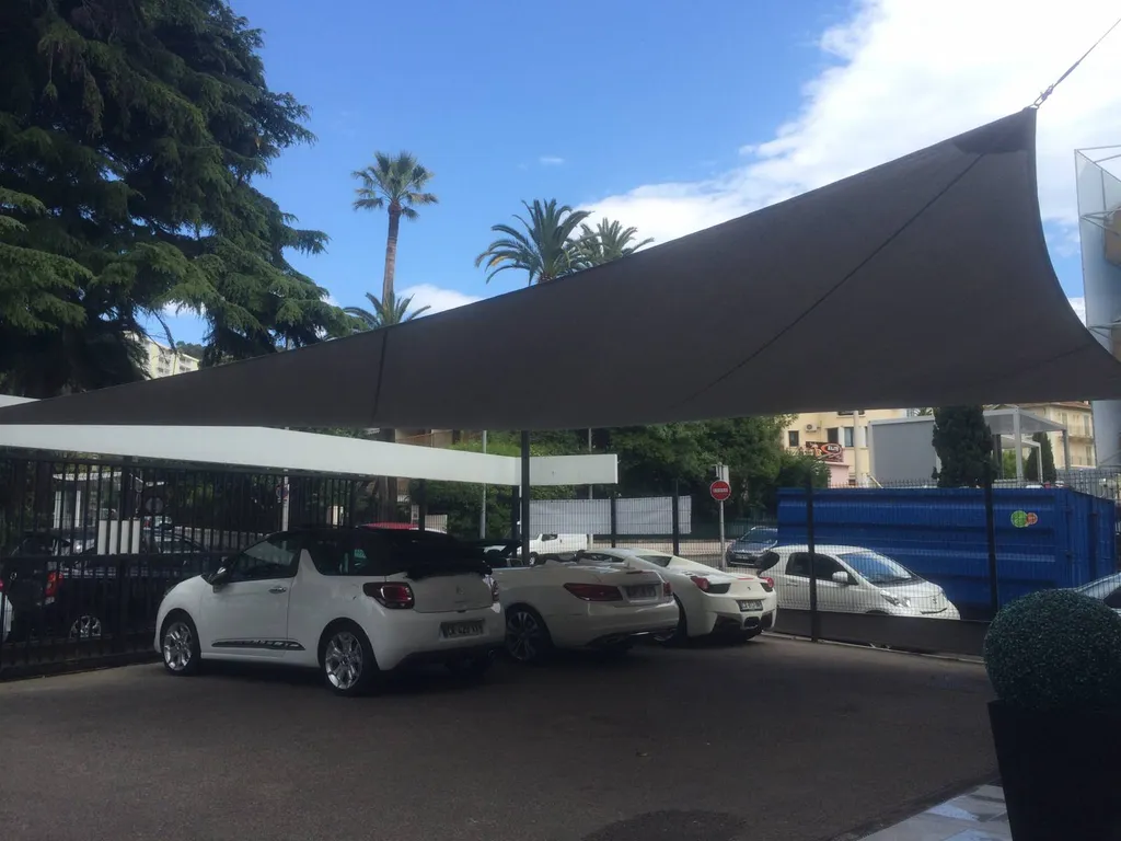 Fabricant de voile d'ombrage à Cannes 