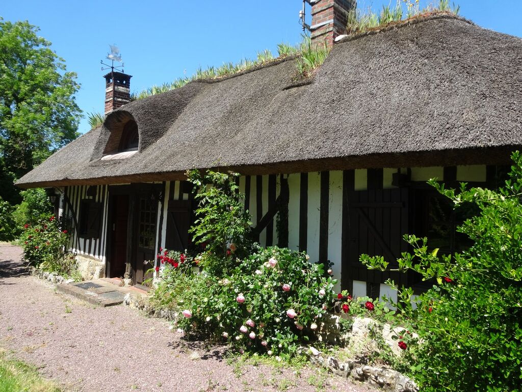 CHAUMIERE A VENDRE A PONT L'EVEQUE