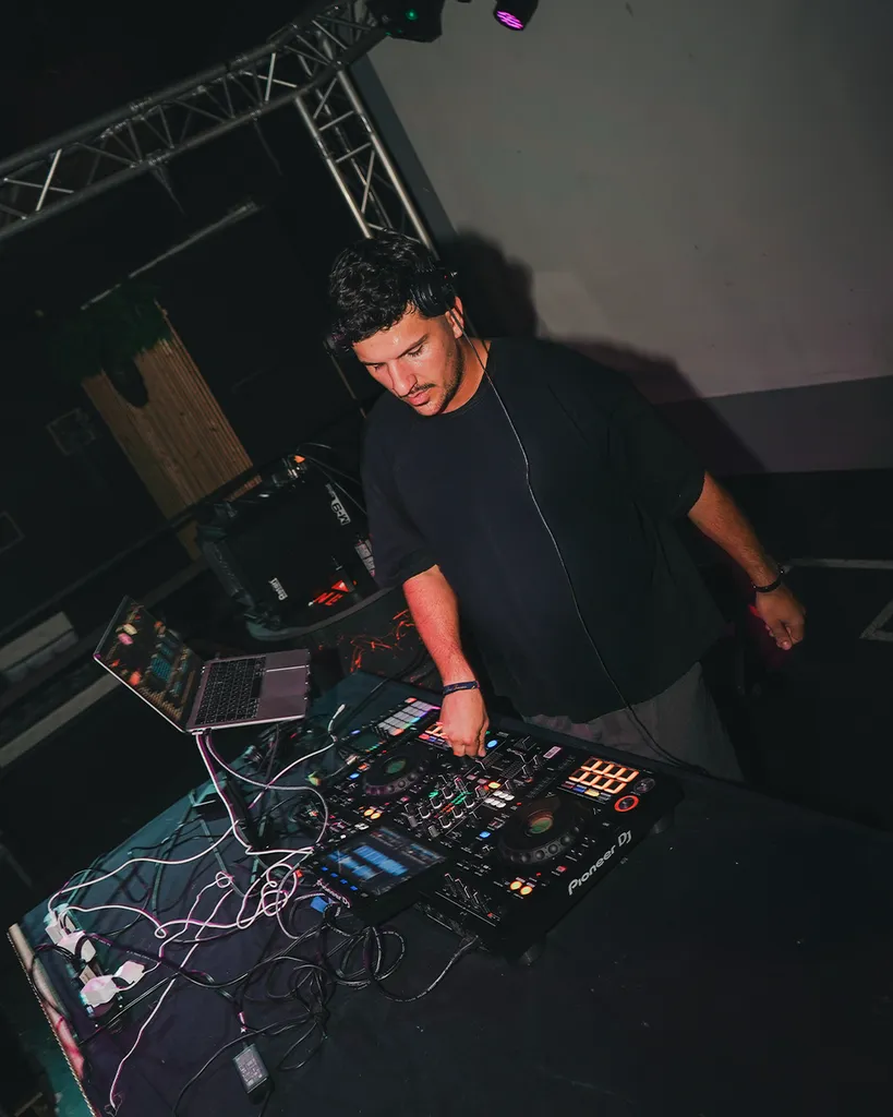 DJ prestation clé en main pour événement d'entreprise à Toulouse