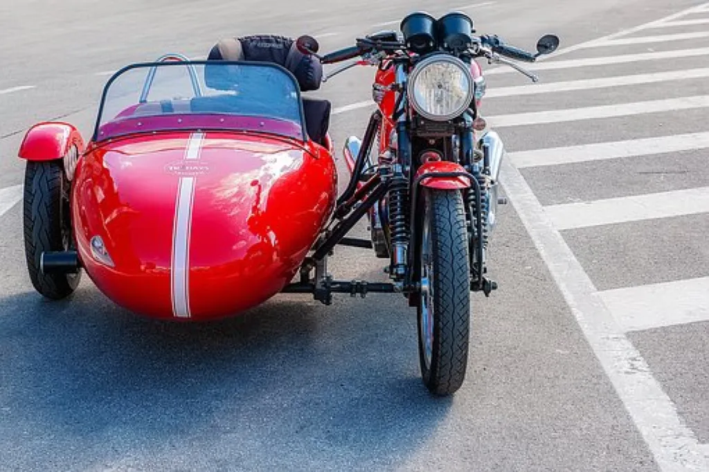 Dans quel atelier je peux peindre mon carénage moto en plastique sur Artigues prés de Bordeaux ?