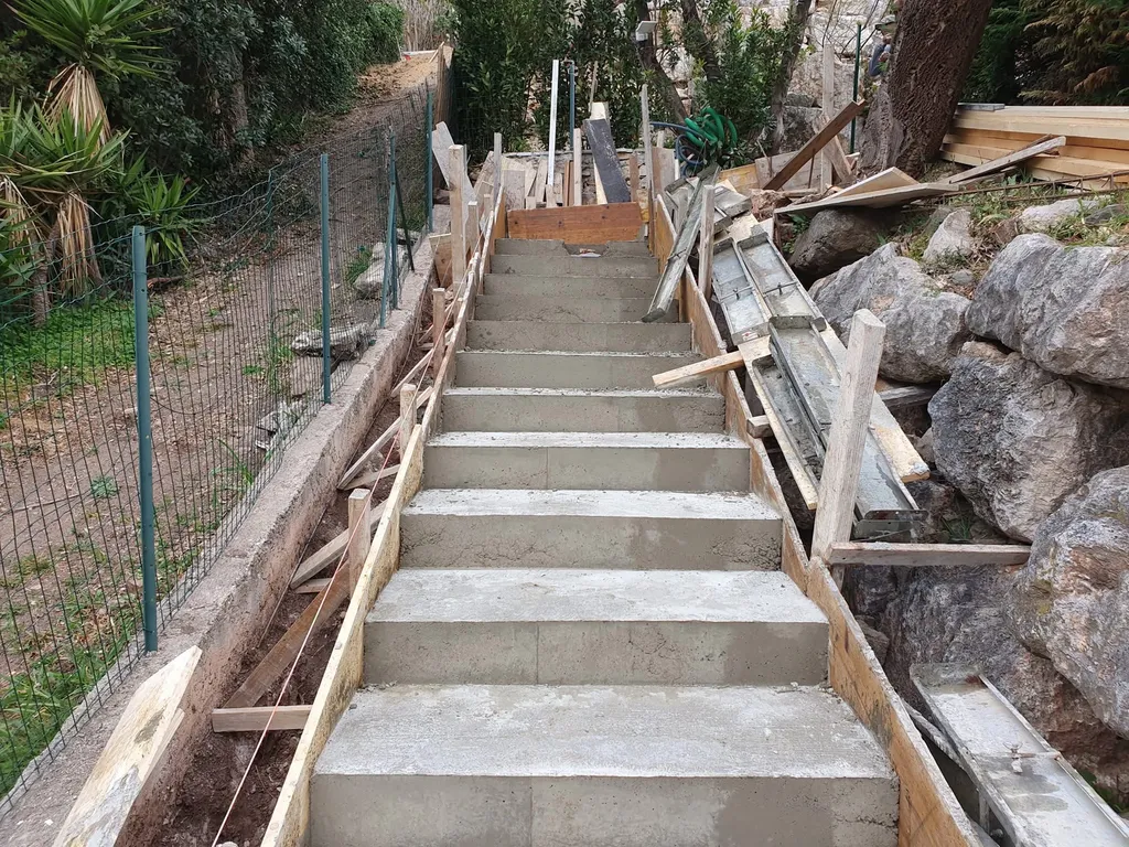 Réalisation d’un escalier extérieur en pierre naturelle