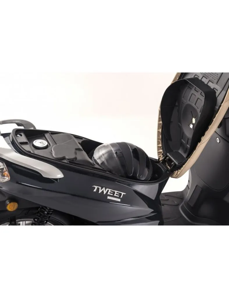 PEUGEOT TWEET 50cc SIX FOURS LES PLAGES