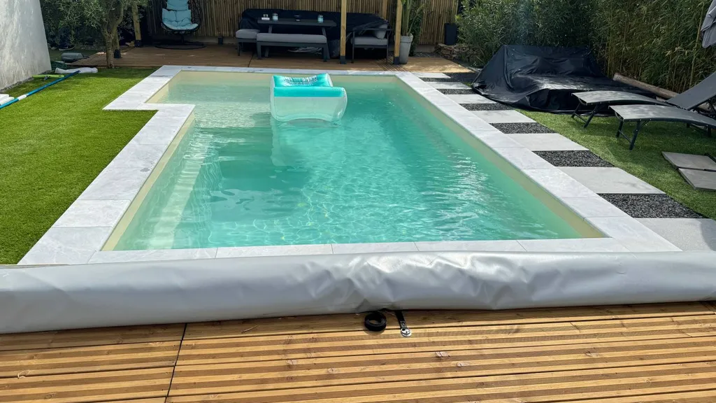 Modèle de piscine coque polyester Larimar 6 - Vue d'ensemble