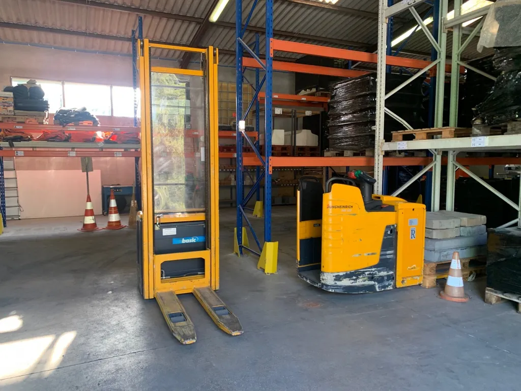 FORMATION CARISTE, PREPARATEUR DE COMMANDE SUR LE CANNET DES MAURES (CENTRE VAR)