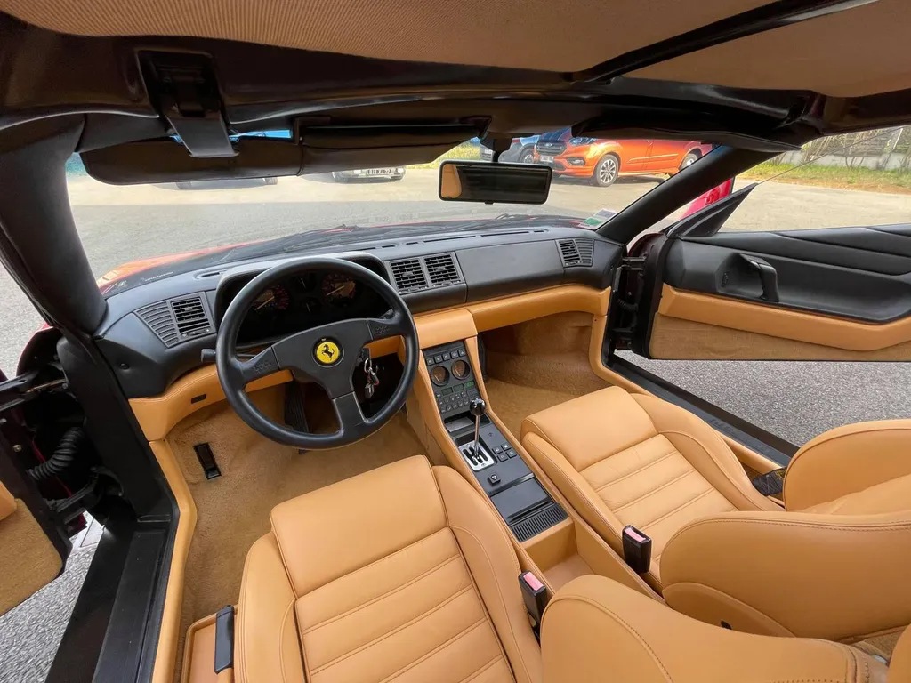 Assurer l'entretien des cuirs de sa Ferrari 348 TS à Le Mans 72