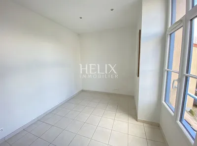 A vendre au Pecq Quartier Canada bel appartement  2 pièces traversant en excellent état à 10 minutes du RER A
