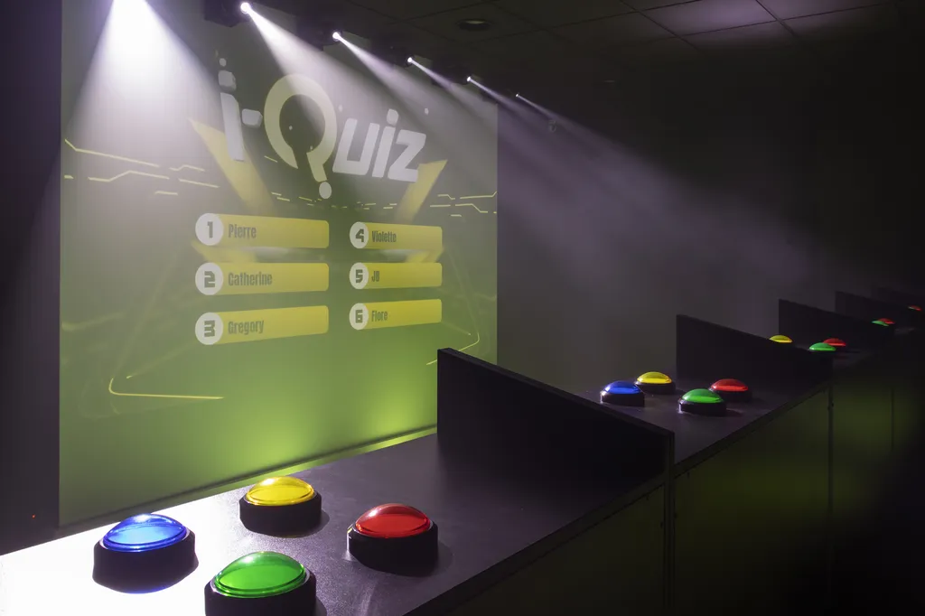 Faites de votre événement privé une expérience originale grâce à un Quizz Room immersif avec show lumières