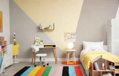 Peinture bicolor chambre d'enfant avec forme triangle, par visuel peinture Le Havre