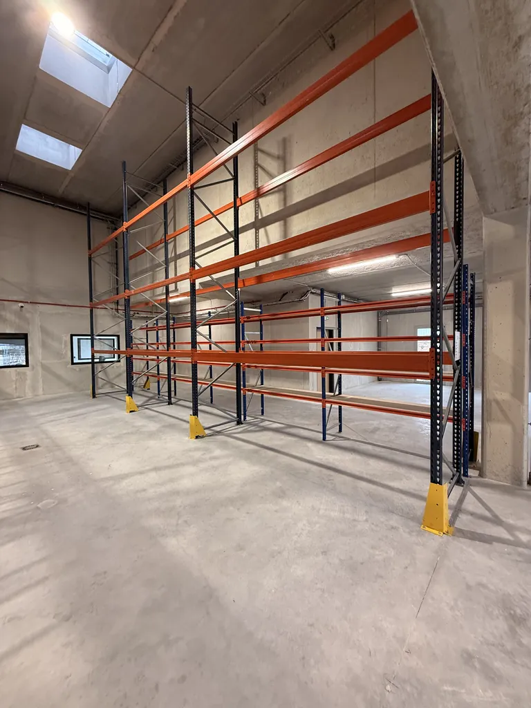 Garde-meubles et stockage sécurisé pour particuliers à Montpellier avec SEV pour protéger et gérer vos biens en toute sérénité