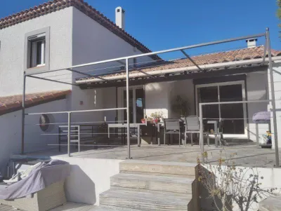 FABRICANT PERGOLA DEMONTABLE SUR MESURE FER FORGE MARTIGUES 13 BDR