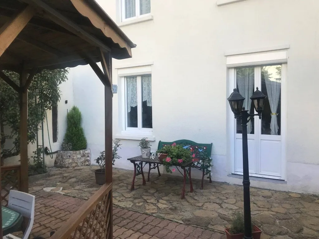 A acheter maison de ville avec dépendance proche Cormeilles 27260