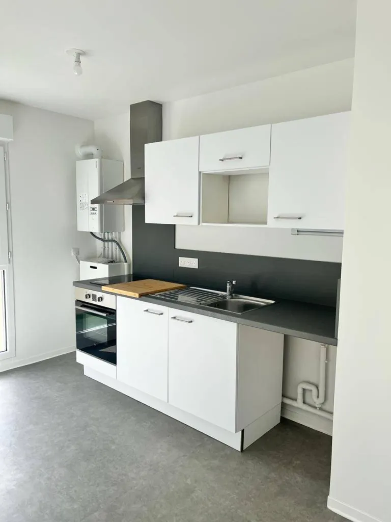 Situé au 26 route de Dieppe à Déville-Lès-Rouen