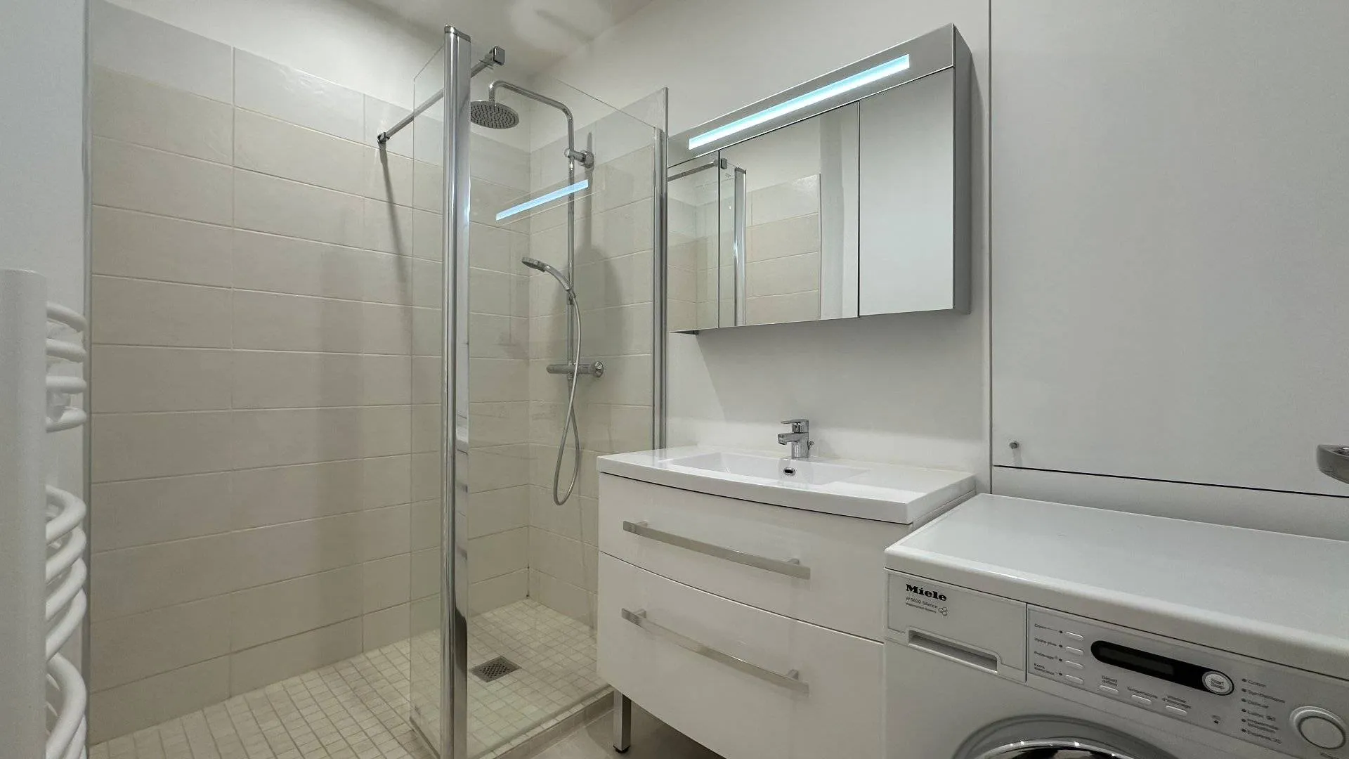 En hyper-centre de Dieppe - Appartement de 71.67m² avec ascenseur et parking, Normandie 76.