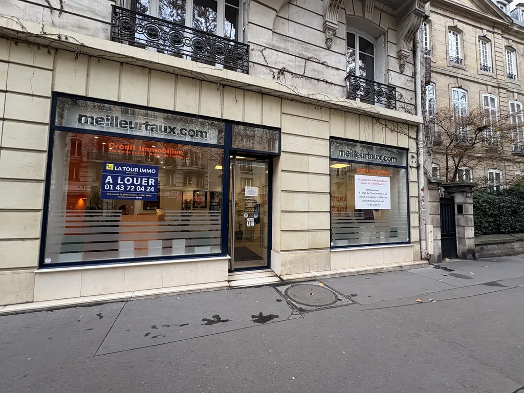 Location - Boutique 100 m², Sevres Babylone, Boulevard Raspail 75006 PARIS