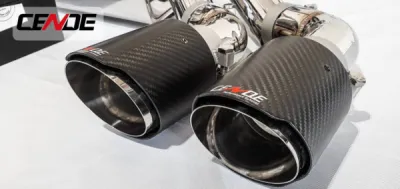 Embout échappement en carbone