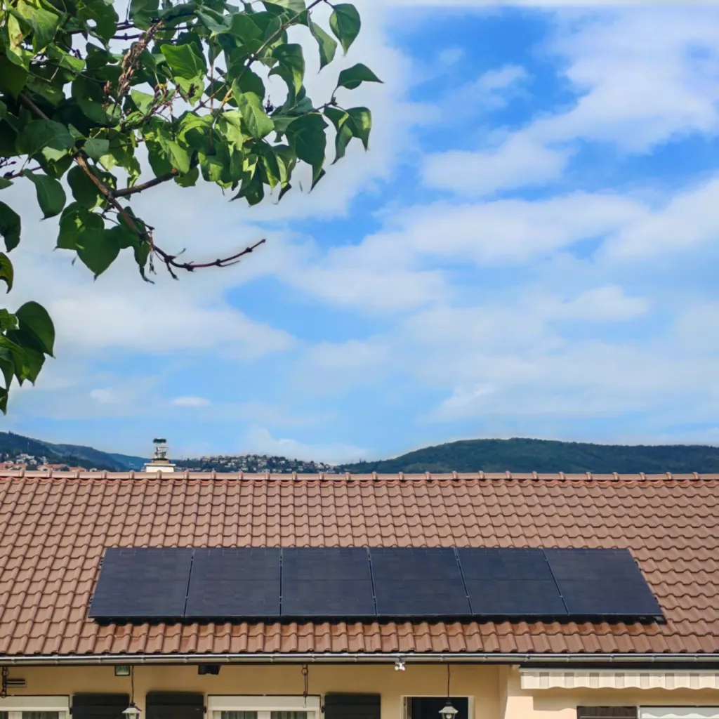 installation solaire 3kWc à Royat dans le Puy-de-Dôme par 3 Baies