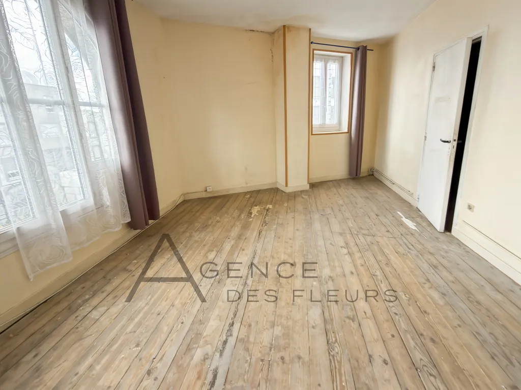 A vendre maison rénovée de 140 m² édifiée sur un terrain de 600 m² commune de TOURVILLE LA RIVIERE 76410