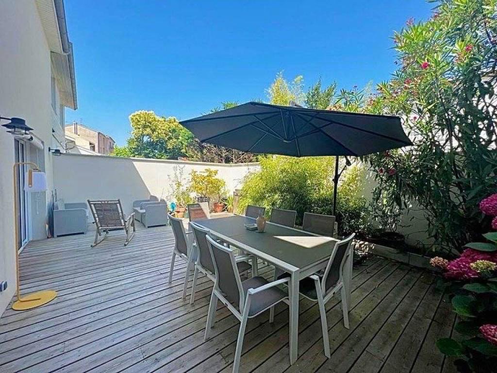 Terrasse agence immobilière Arnaud Droulers immobilier