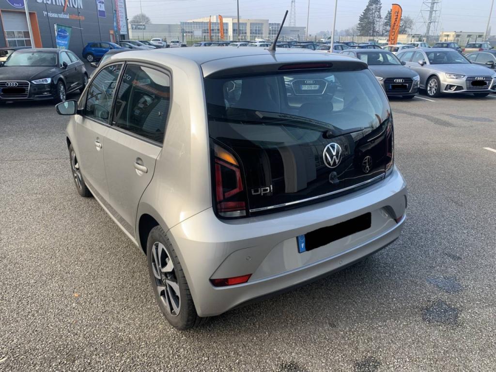 Volkswagen UP d'occasion essence 65cv proche de Caudebec