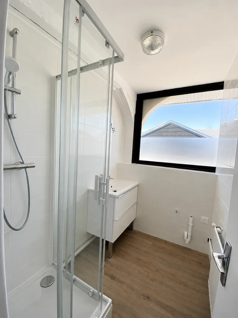 A louer  APPARTEMENT ROUEN - 3 pièces - 62 m2 - 912 € CC