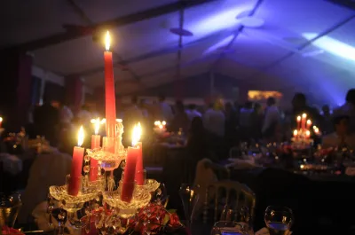 Votre Wedding planner pour une organisation de mariage sans stress dans le parc d'un élégant Château en Bourgogne