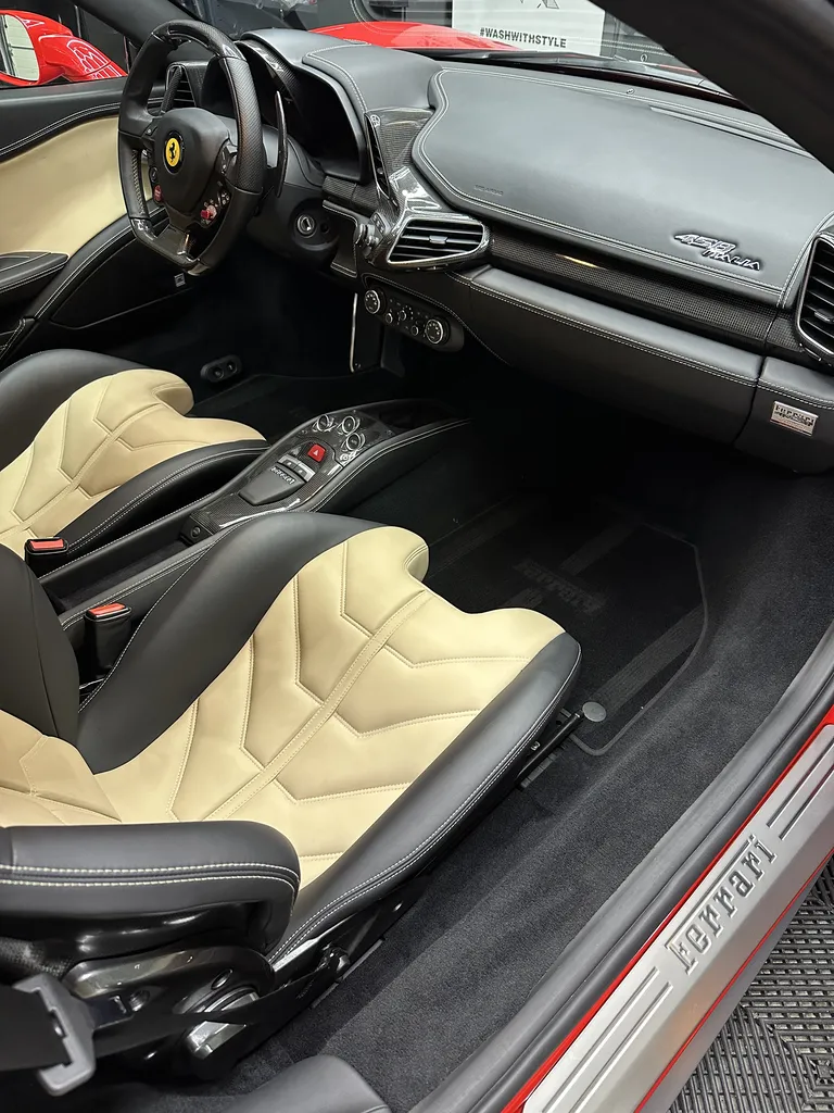 Intérieur Ferrari 458 Italia