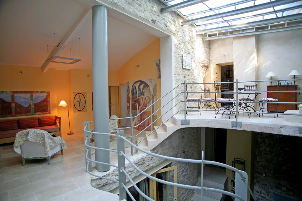 Propriété atypique à vendre par ROSIER