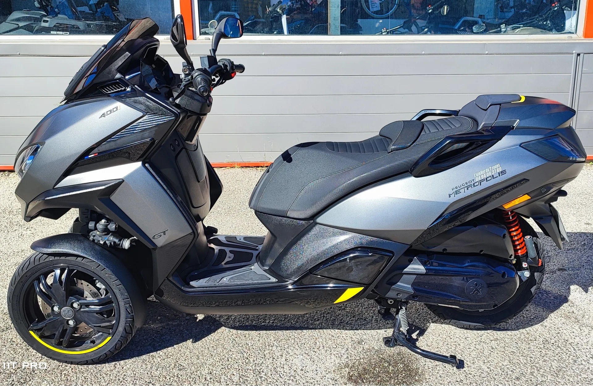 SCOOTER OCCASION PEUGEOT METROPOLIS GT du 03/2022 AVEC 8000 KM.