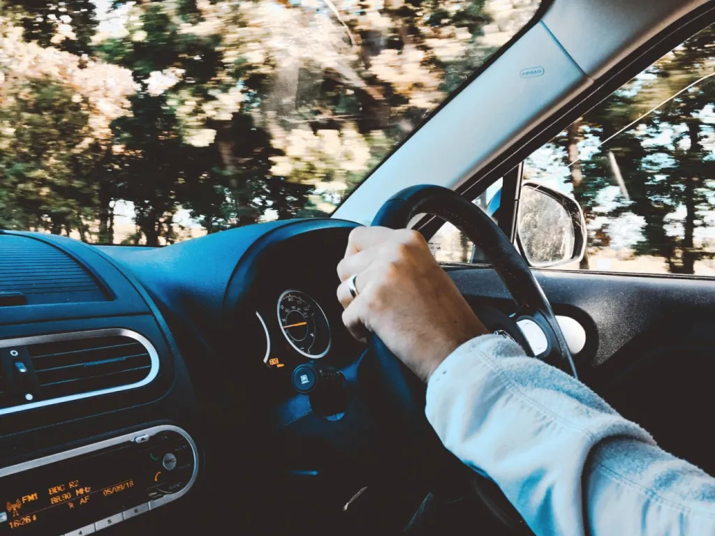 Transferts en Taxi à Aix-en-Provence : Découvrez l'Excellence avec Taxis KD Prestige depuis les Années 80
