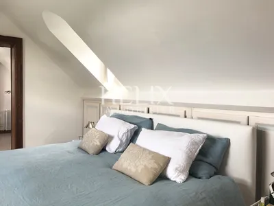 Beau duplex 190 M2 avec terrasse 50 M² à 5 mn RER A