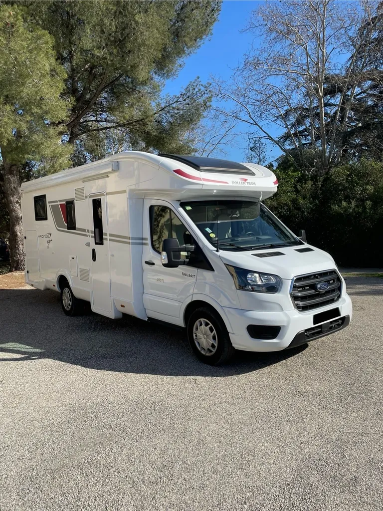 CAMPING CAR BOITE AUTO