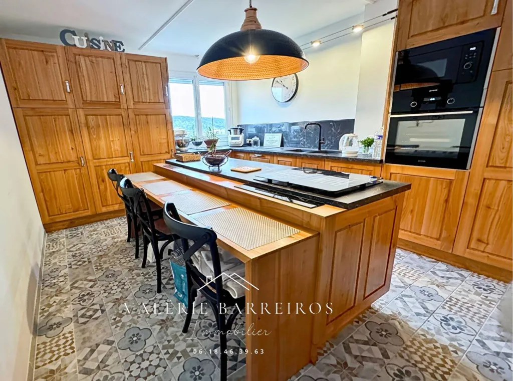 A SAISIR BEL APPARTEMENT DE 102 M² SUR LA COMMUNE DE ST AUBIN LES ELBEUF 76410