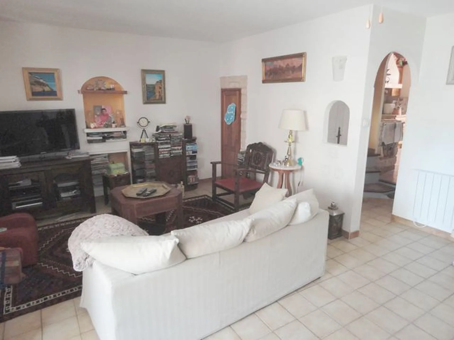 Maison de ville à vendre 4 Roquefort La Bédoule dans le centre ville avec 3 belles terrasses