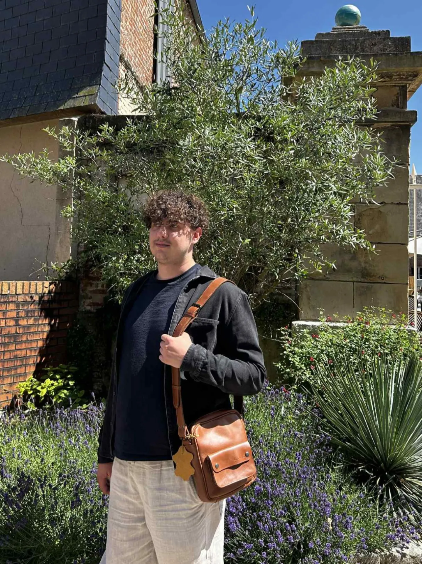 Sacoche cuir Paul Marius le Saint-Marc disponible chez Evasion Eu