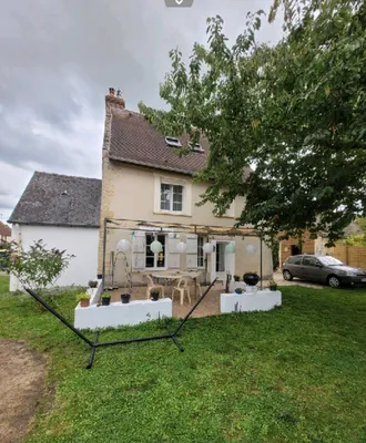 A acquérir Maison de village avec jardin de 731 m², proche commodités, dans la région de Saint Pierre sur Dives 14170