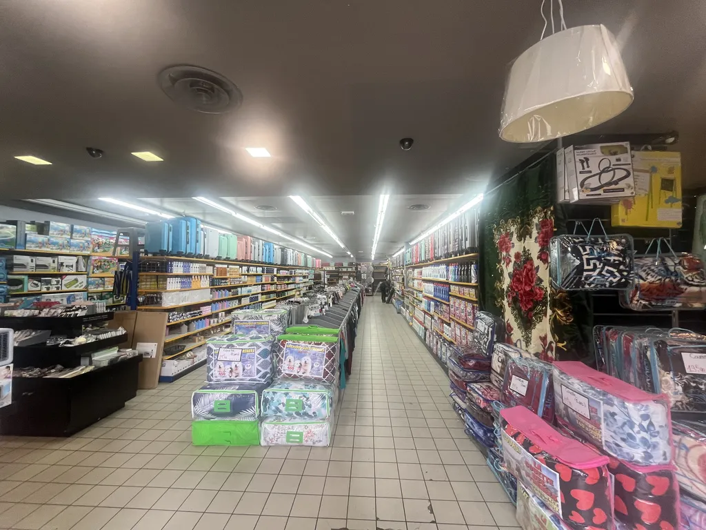 Cession de bail - Boutique 376 m², Centre ville, Avenue Maximilien de Robespierre 94400 VITRY-SUR-SEINE