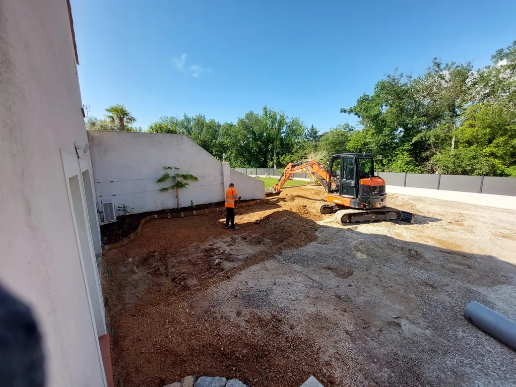 application d'enrobé de bitume noir à Saint-Maximin la Ste-Baume