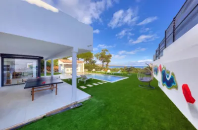 Villa 8 pièce(s) 4 chambre(s) 175 m² Les Issambres (83380)