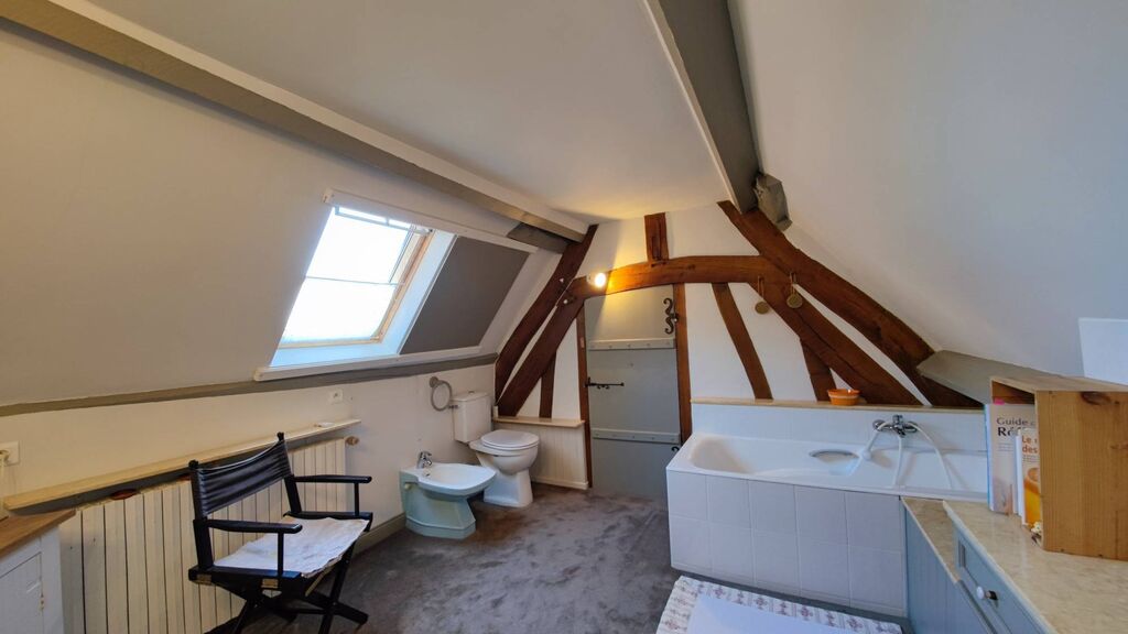 A vendre demeure de caractère de 207m² clos de mur avec dépendance proche de Gaillefontaine en Normandie (76)