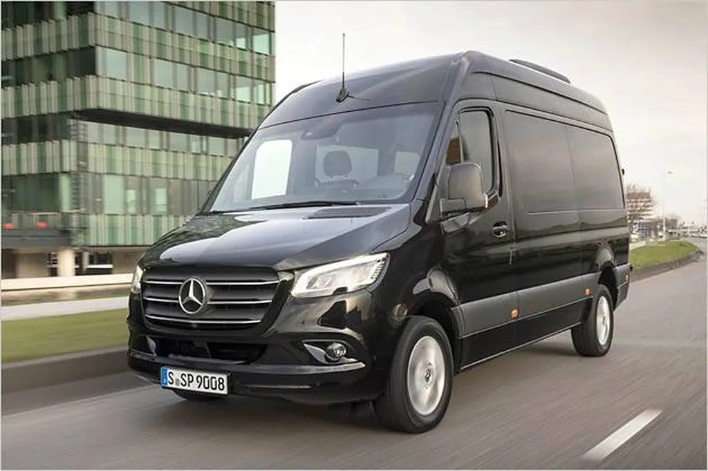 Fourgon Mercedes Sprinter en Location Longue Durée pour artisan à Bordeaux
