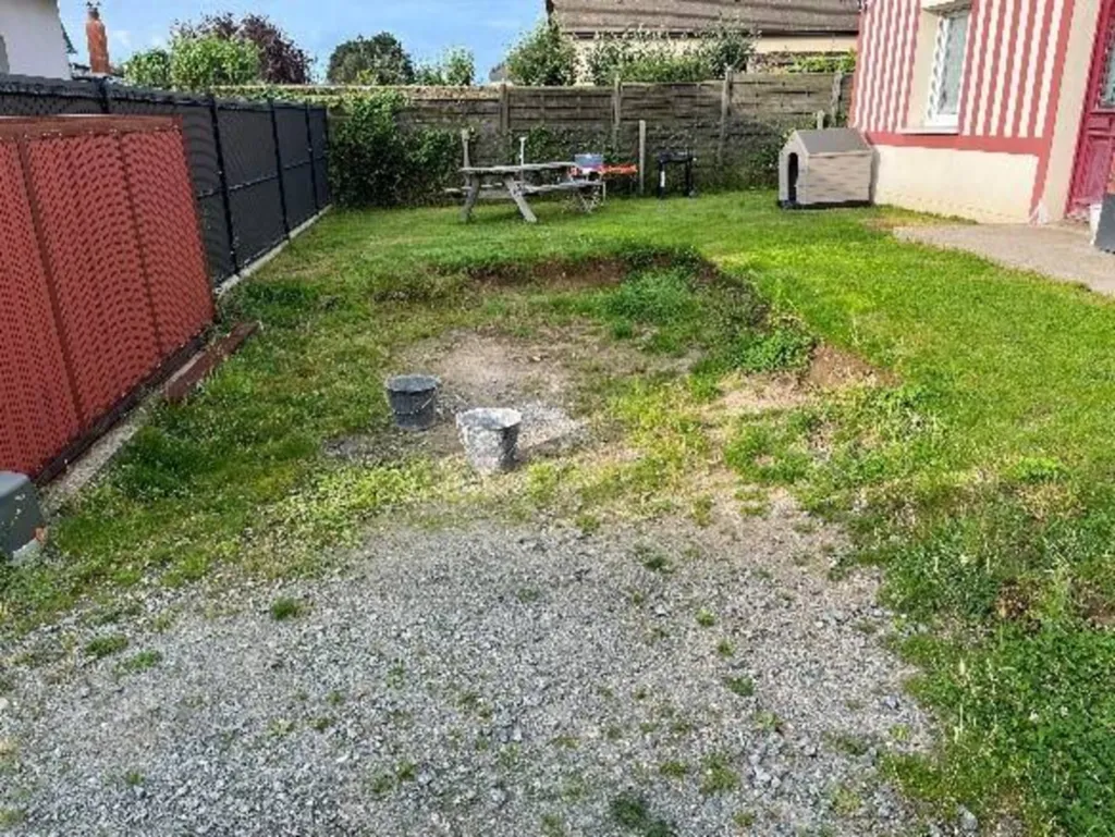 Création d’un parking avec enrochement en pierre naturelle  et pose d’un portillon et sa clôture sur Le Havre 76