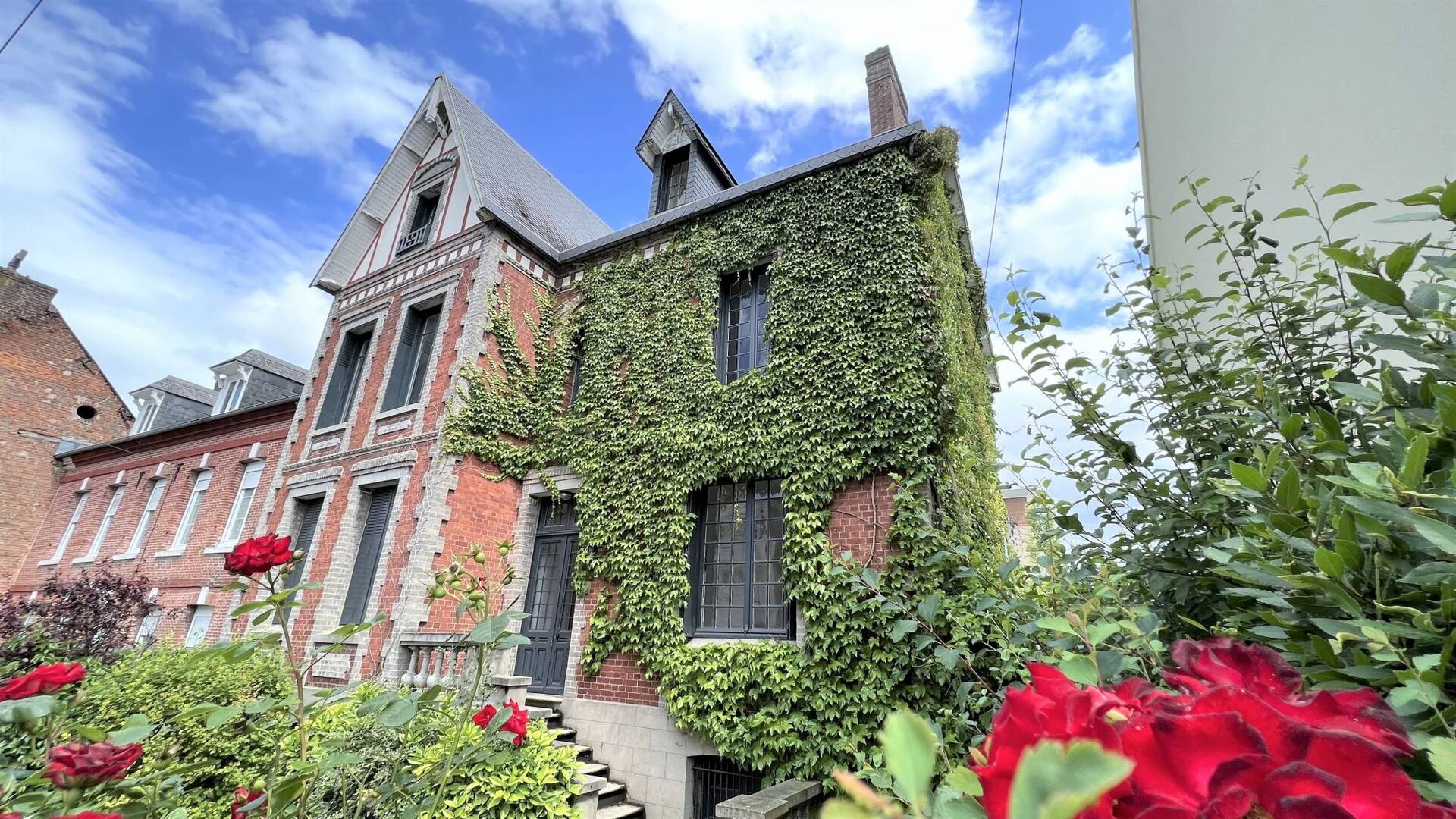 Maison bourgeoise centre de BLANGY/BRESLE