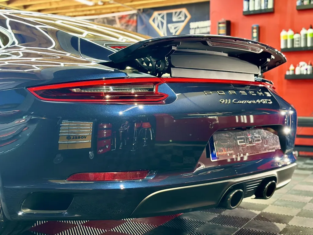 Traitement céramique lyon protection carrosserie dans l’ouest lyonnais spécialiste Porsche 