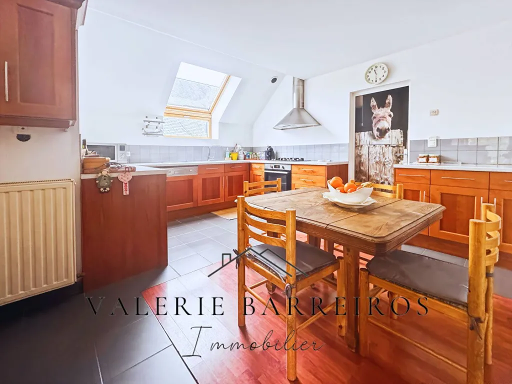 Charmante maison de 120 m² édifiée sur un terrain de 577 m² à vendre sur la commune de TOURVILLE LA RIVIERE 76410