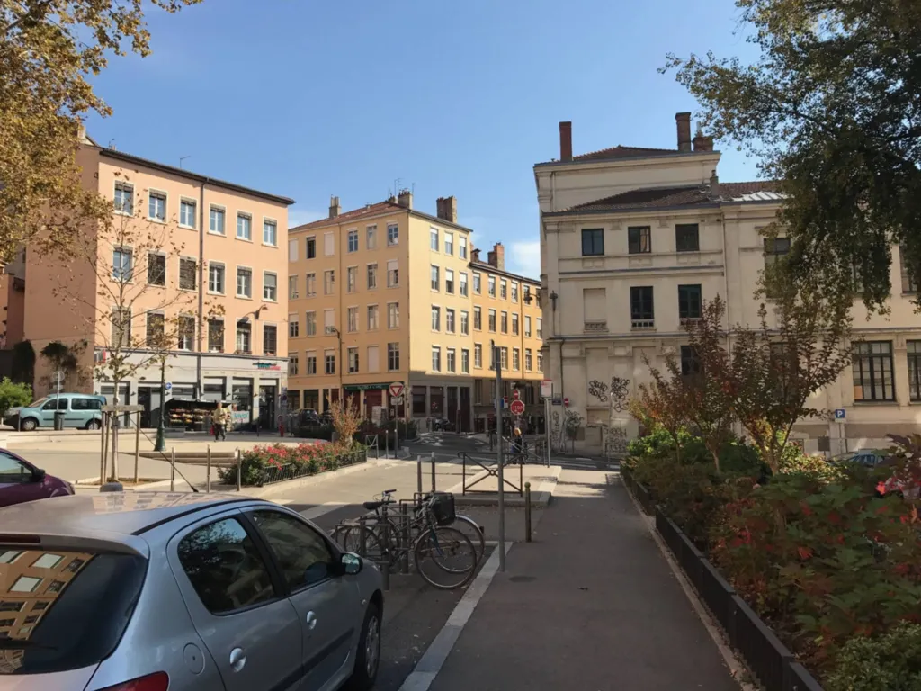 appartement a proximité de la place des chartreux lyon 1er