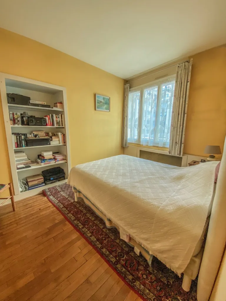 À vendre appartement avec trois chambres et parking Rouen Rive Droite 76 000