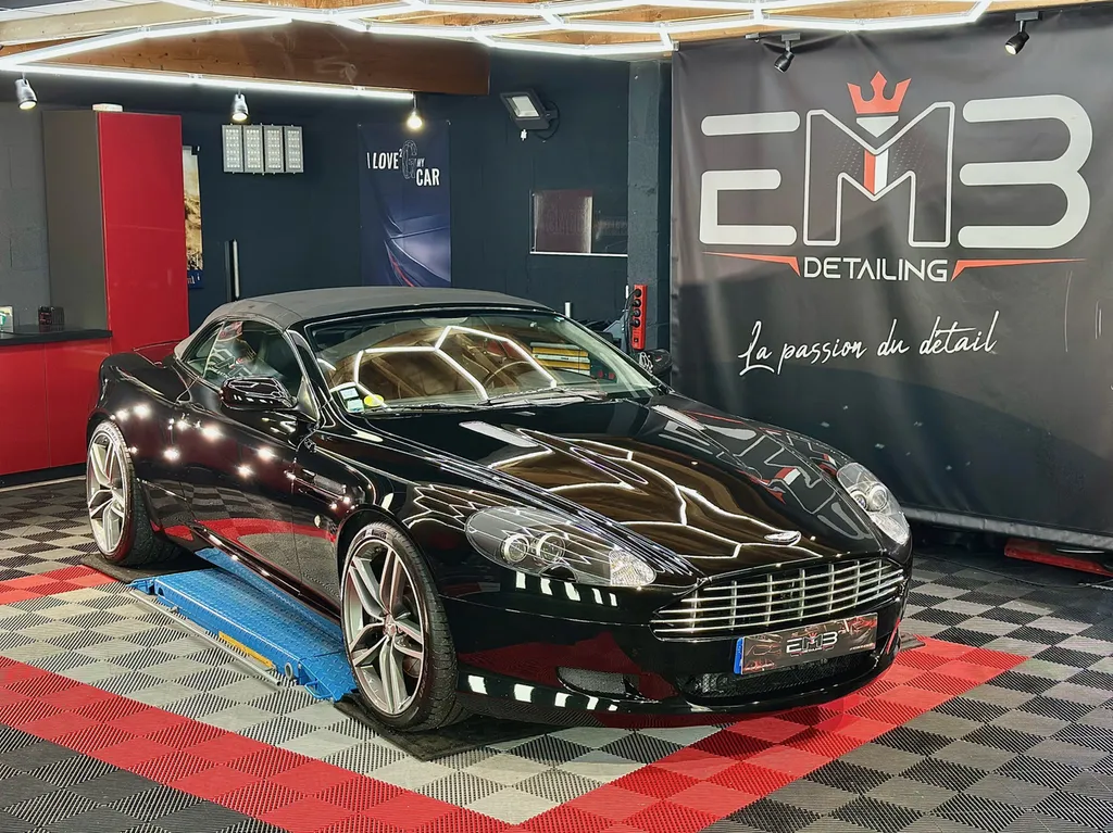 rénovation carrosserie protection PPF traitement céramique lyon Aston Martin DB9 Volante 