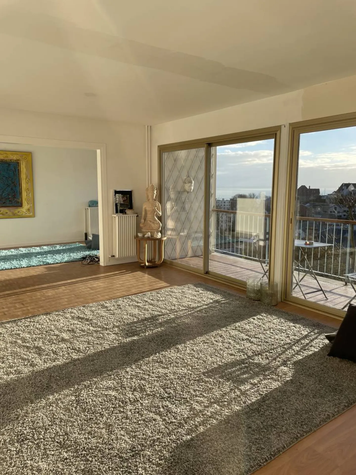 Intérieur d'un appartement cosy près de la mer à Le Havre par OBEN
